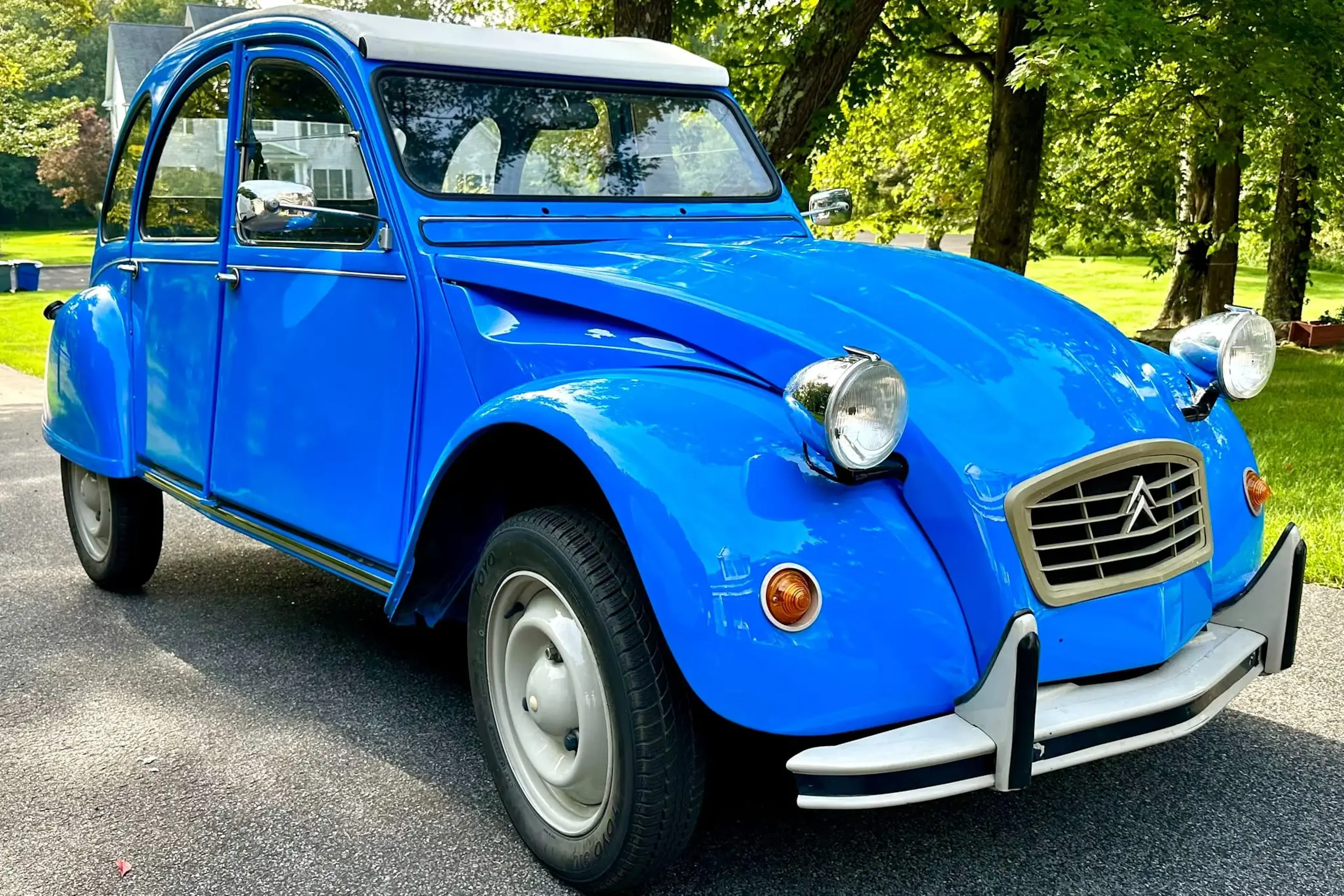 1966 Citroen 2CV Base Value | Hagerty Valuation Tools®